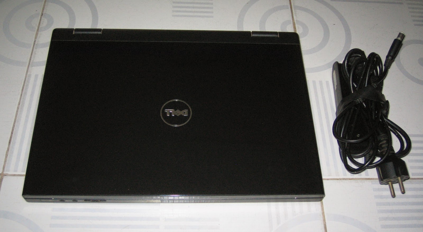 [HCM] Cần bán gấp Laptop Dell Vostro 1510 Zin100% giá rẻ bèo