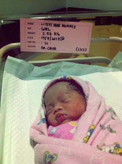 Little khalifah was born