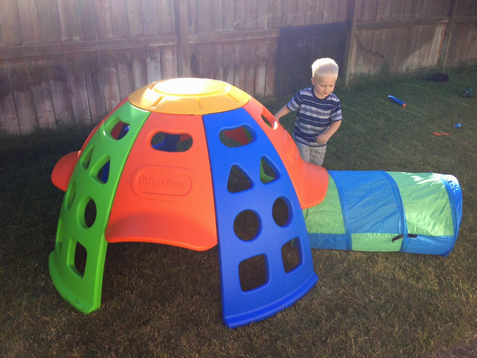 little tikes climbing dome