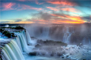(Argentina & Brazil) - Iguazú Falls - Walking on the footbridge and Wild Adventure
