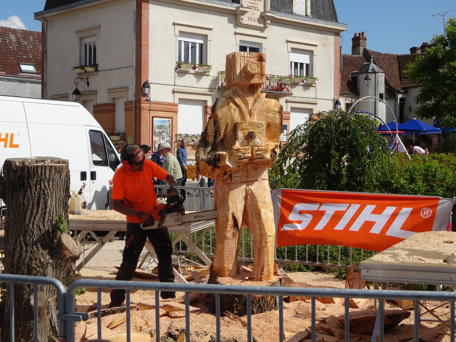 Graçay, fête des trufiaux. Plus voir page FACEBOOK de "Graçay le village le plus drôle du monde"