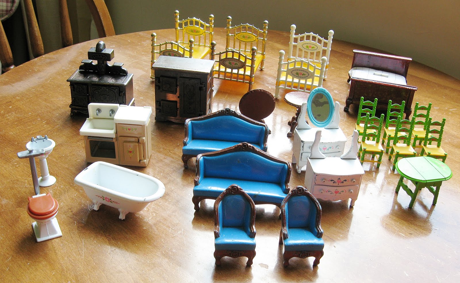 Mattel The Littles Family Room Dollhouse Addition Mattel The Littles Family Room Dollhouse Addition
