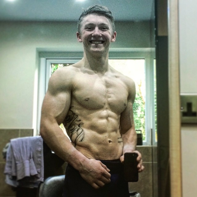 Nile Wilson - New Shirtless Twitter Pics.