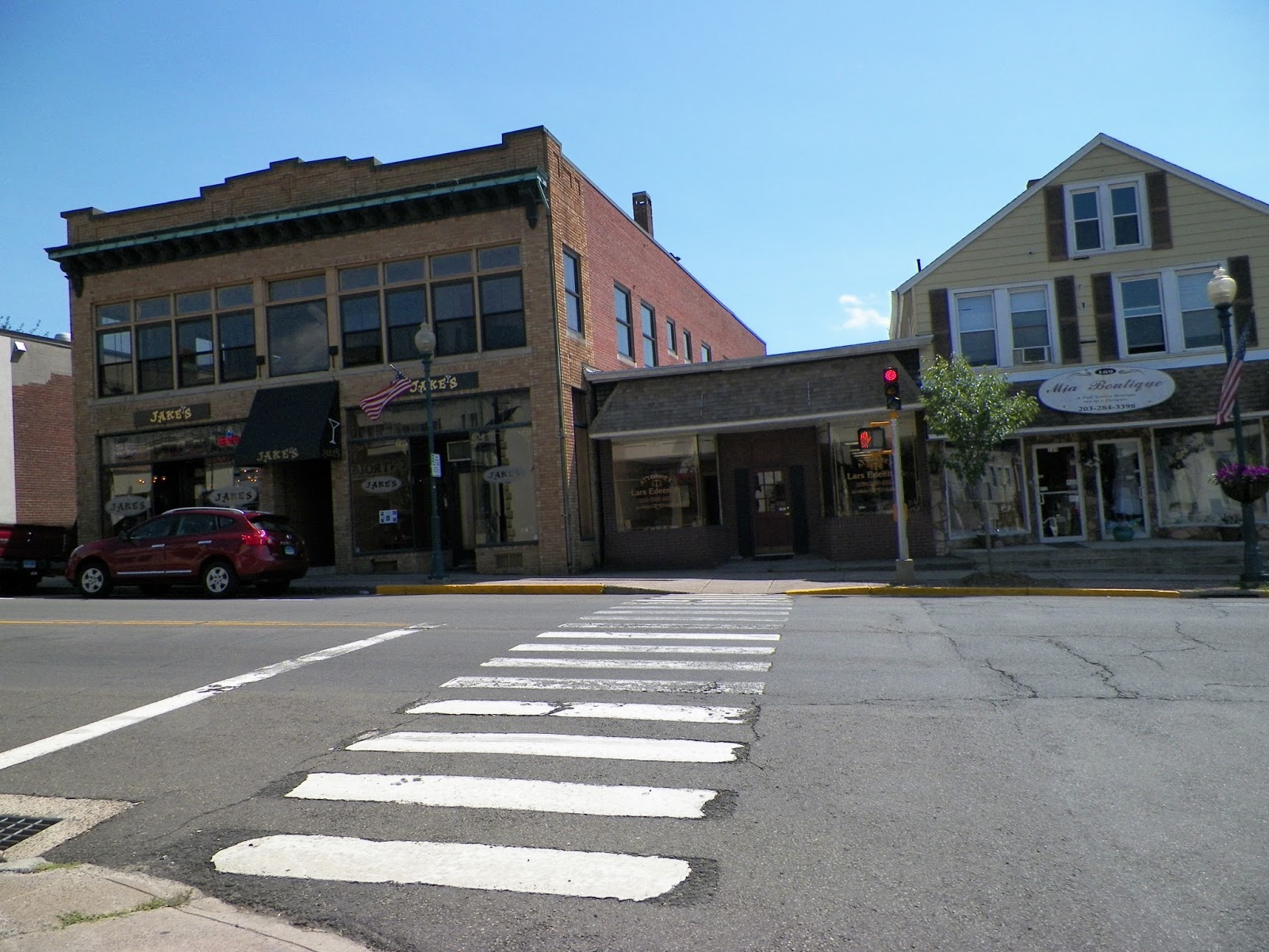 Up with Downtown Wallingford A Summer Afternoon Stroll through