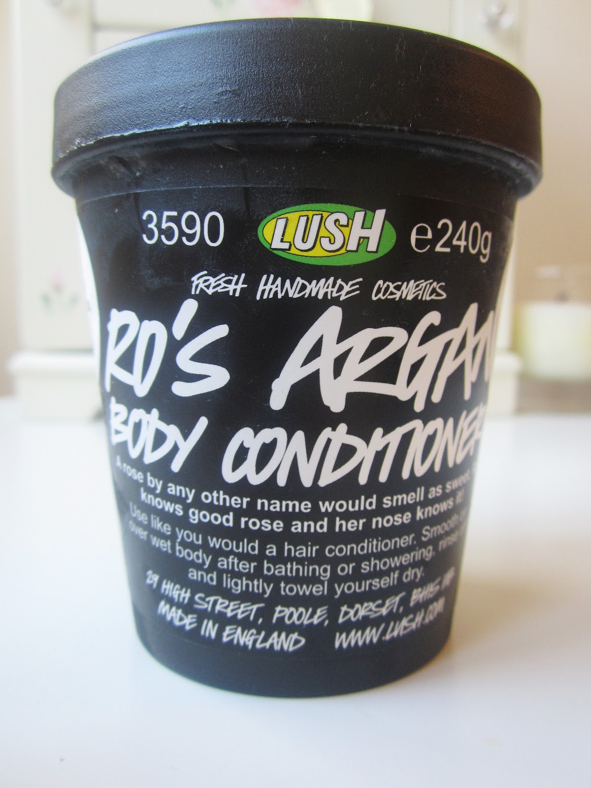 Bow Tied Beauty Natural Beauty Blog Lush Review Ro
