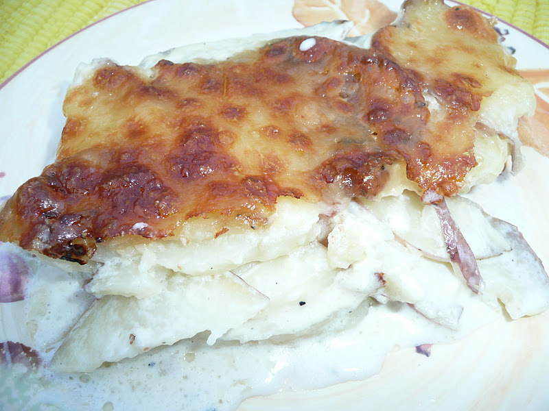 Everyday Dutch Oven Scalloped Potatoes