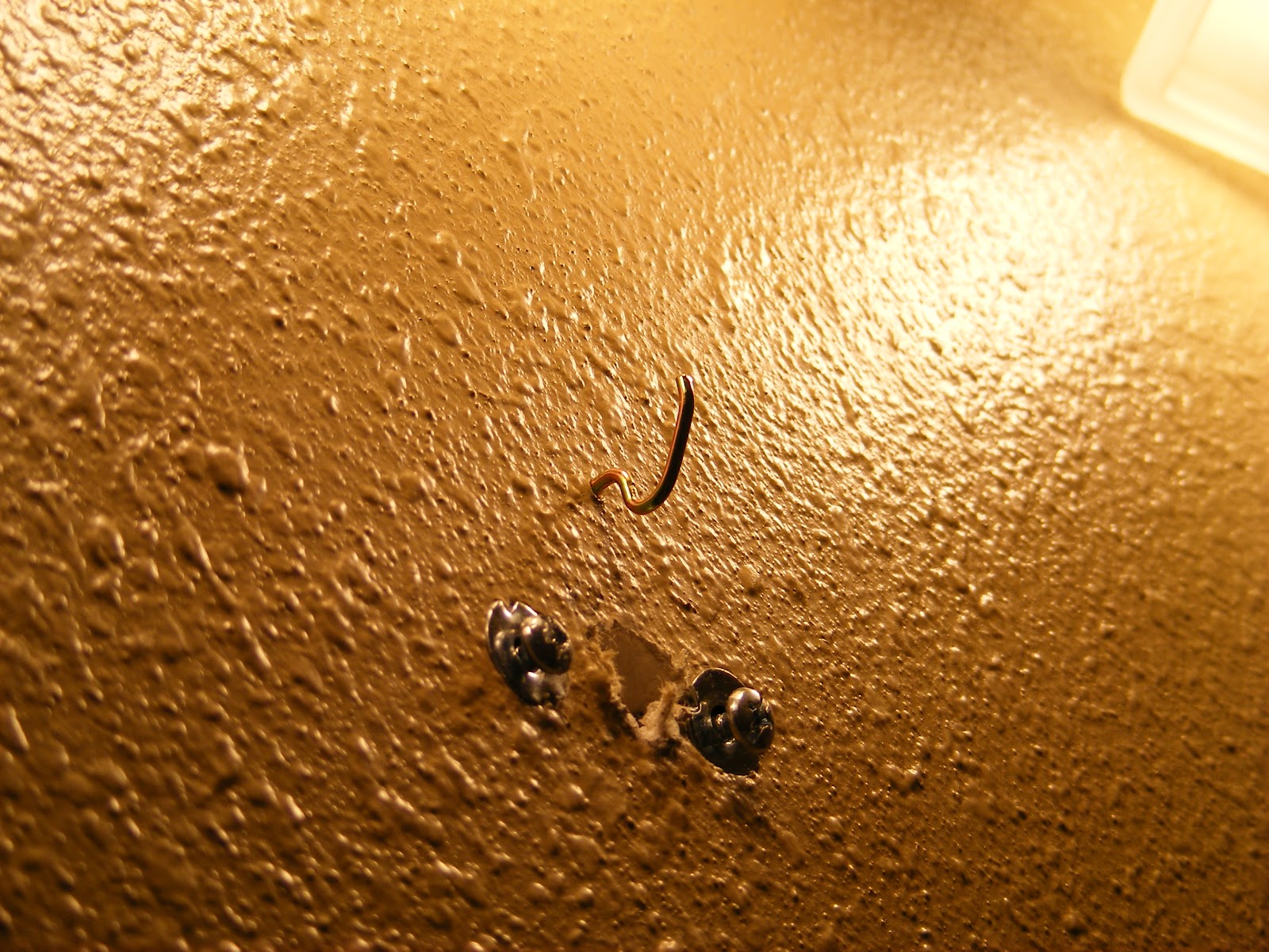 The Hopeful Home Spot MONKEY & GORILLA HOOKS No Tools, Easy to Use