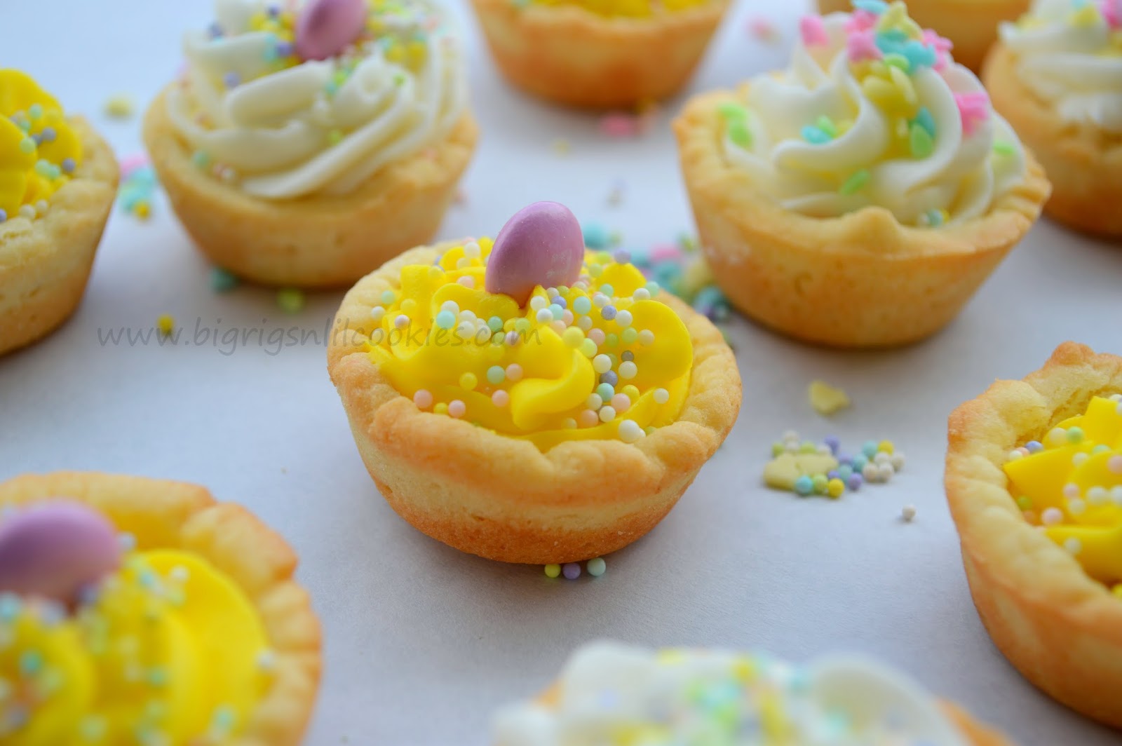 Big Rigs 'n Lil' Cookies Easter Sugar Cookie Cups with Marshmallow