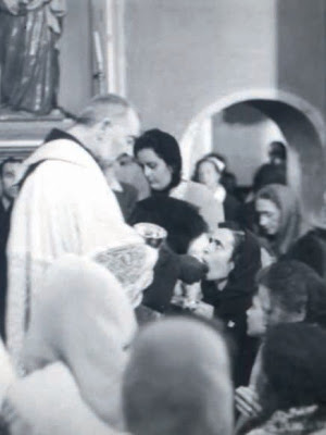 Padre Pio et les âmes du Purgatoire. Maria+Pompilio2