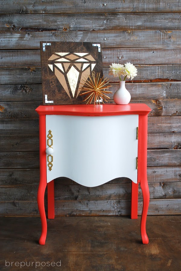 10 COLORFUL Before and After Features 10 COLORFUL Before and After Features : Coral & White SideTable.
