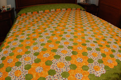 JEJOMA, COSTURERO CREATIVO: ANA VEGAS.: Su primera colcha ¡Y su primer