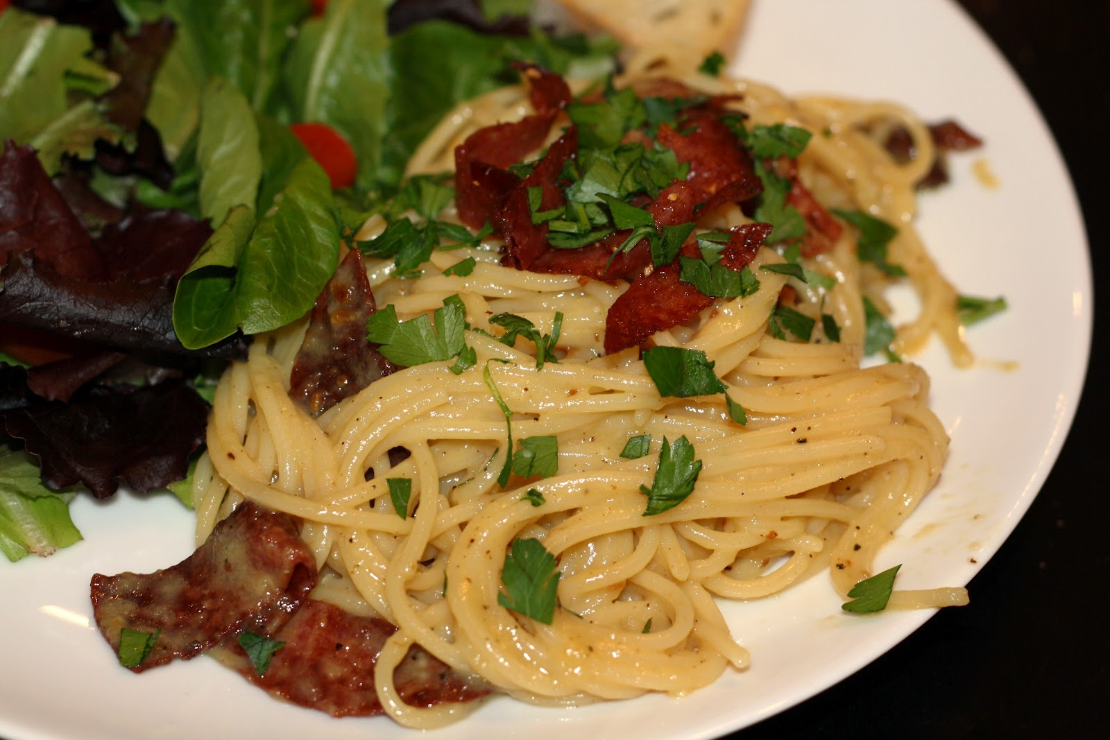what's for dinner? creamy pasta with crispy salami... 20 minutes