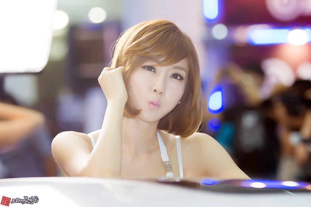 xxx nude girls: Choi Byeol Yee - Seoul Auto Salon 2012