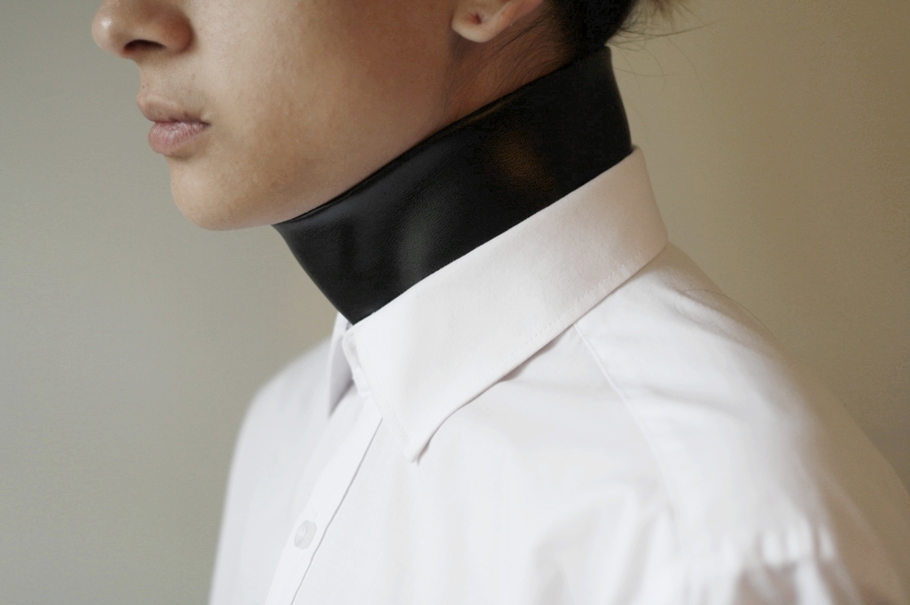 DARK WINGS CITY DIY Mock Leather Neck Collar