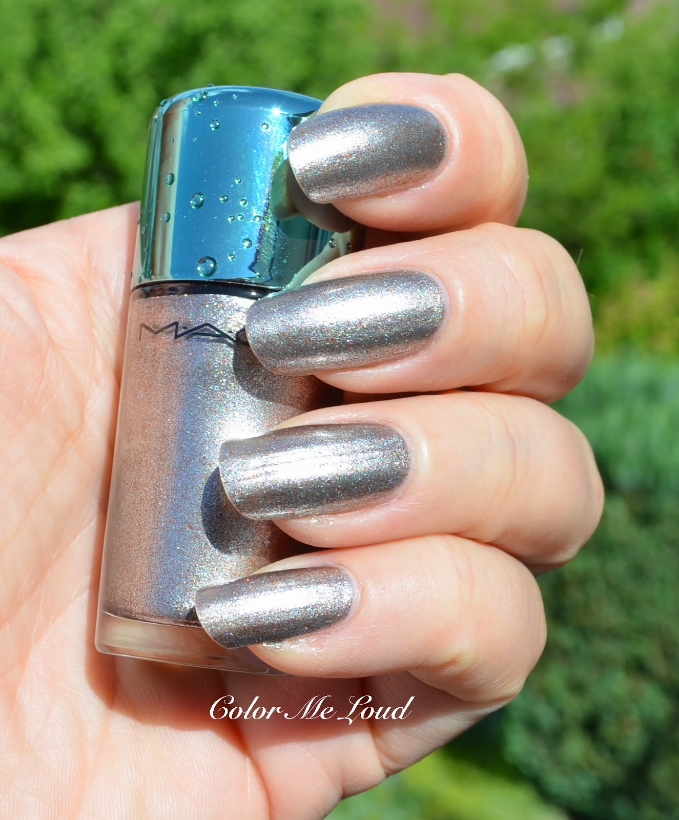 MAC Alluring Aquatic Collection Nail Polishes Submerged & Shimmerfish