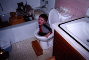 FUNNY PICS funny picture photo child toilet massdistraction