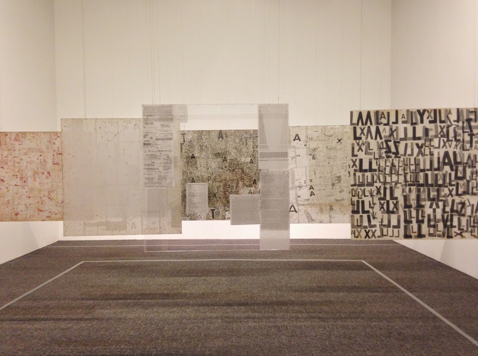 Mira Schendel.