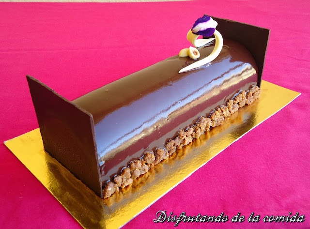 Tarta De Chocolate, Avellanas, Café, Frangelico Y Speculoos
