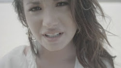 Demi+lovato+skyscraper+hair+color