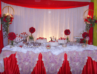 Decoração de noivado vermelho e branco Fotos de Decoração de noivado vermelho e branco