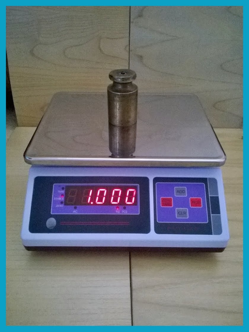 Weighing Portable Scale Merk. "FULGID".