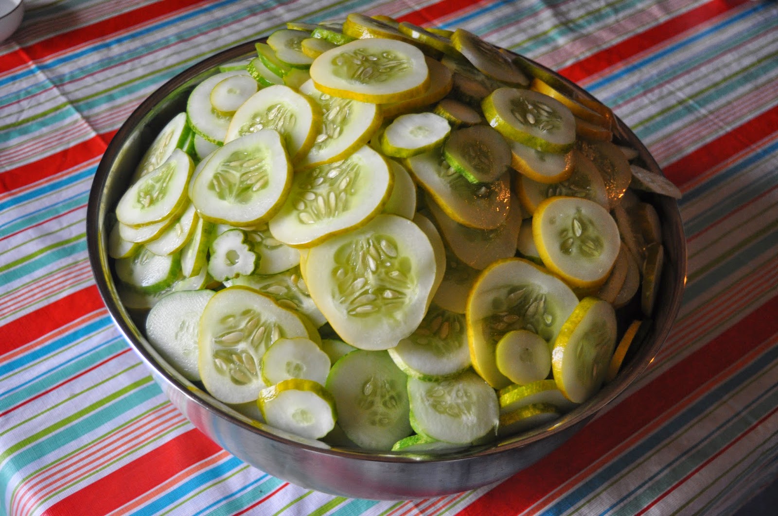 The Hungry Gemini Sliced Cucumber Pickles