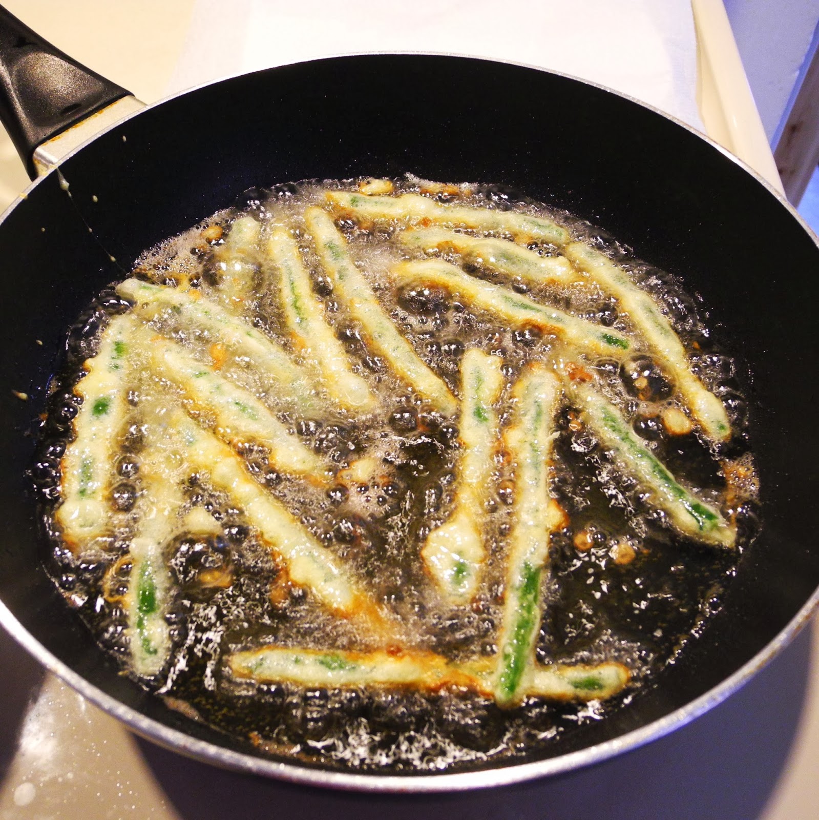 Lin Making Things Battered green beans