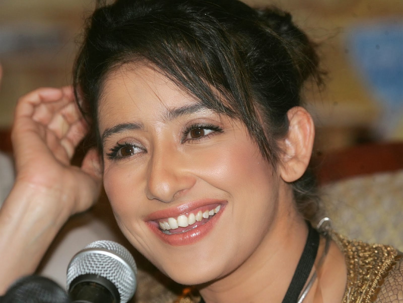 Manisha Koirala hd wallpapers