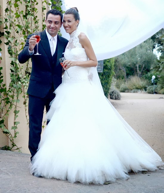 Xavi Hernandez & Nuria Cunillera Say I DO Its A Wag Wag World - 550x649 - jpeg Xavi Hernandez Boda