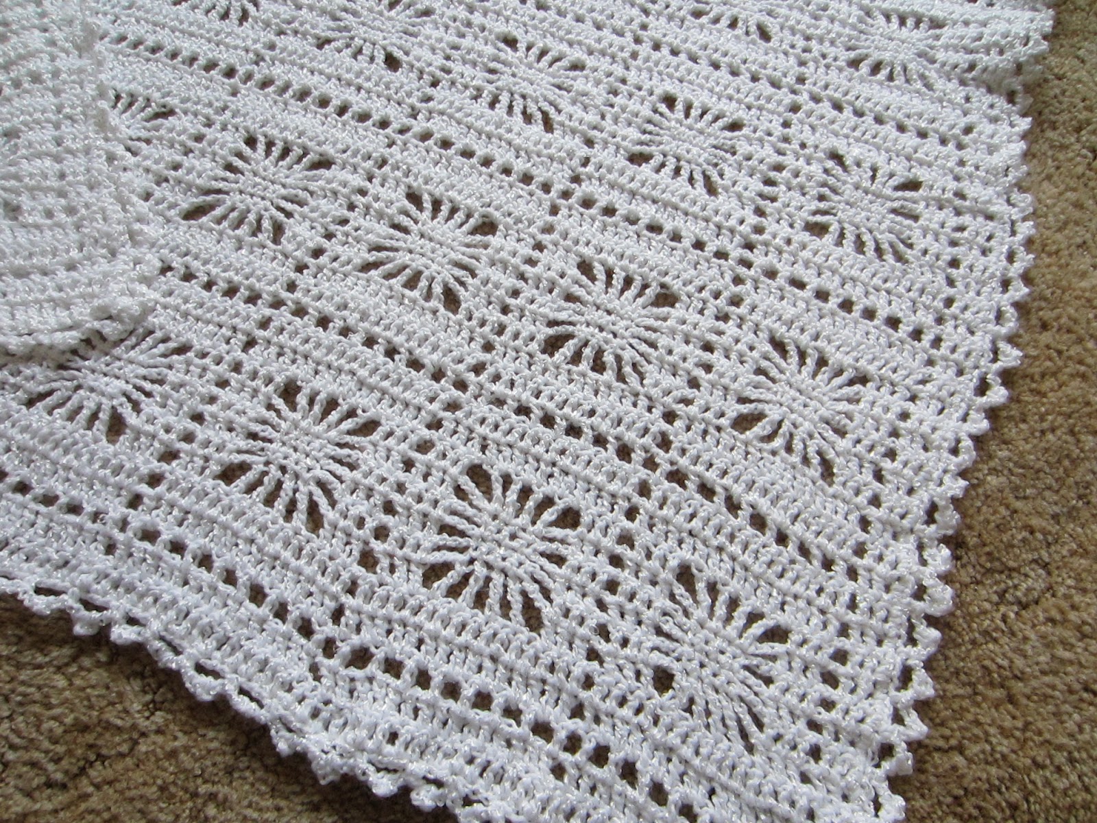 Simple Homecraft: Lacy Baby Blanket - Crochet