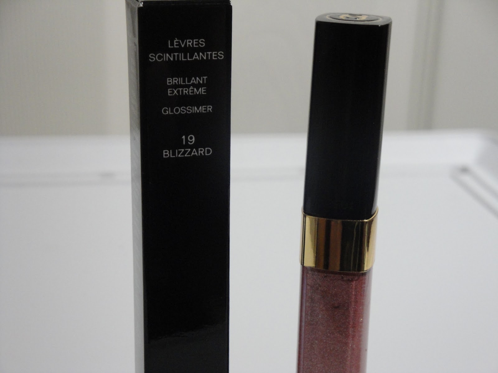 Jayded Dreaming Beauty Blog CHANEL Levres Scintillantes 19 Blizzard