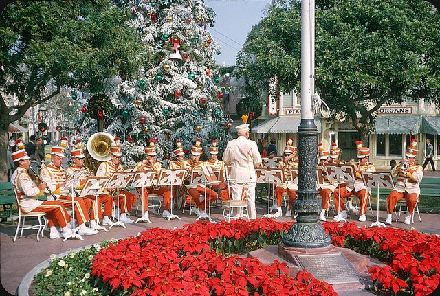 disney avenue merry christmas from disney avenue when does disneyland set up for christmas