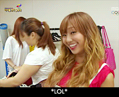 Hyorin+SISTAR+Cute+GIF+%25284%2529.gif