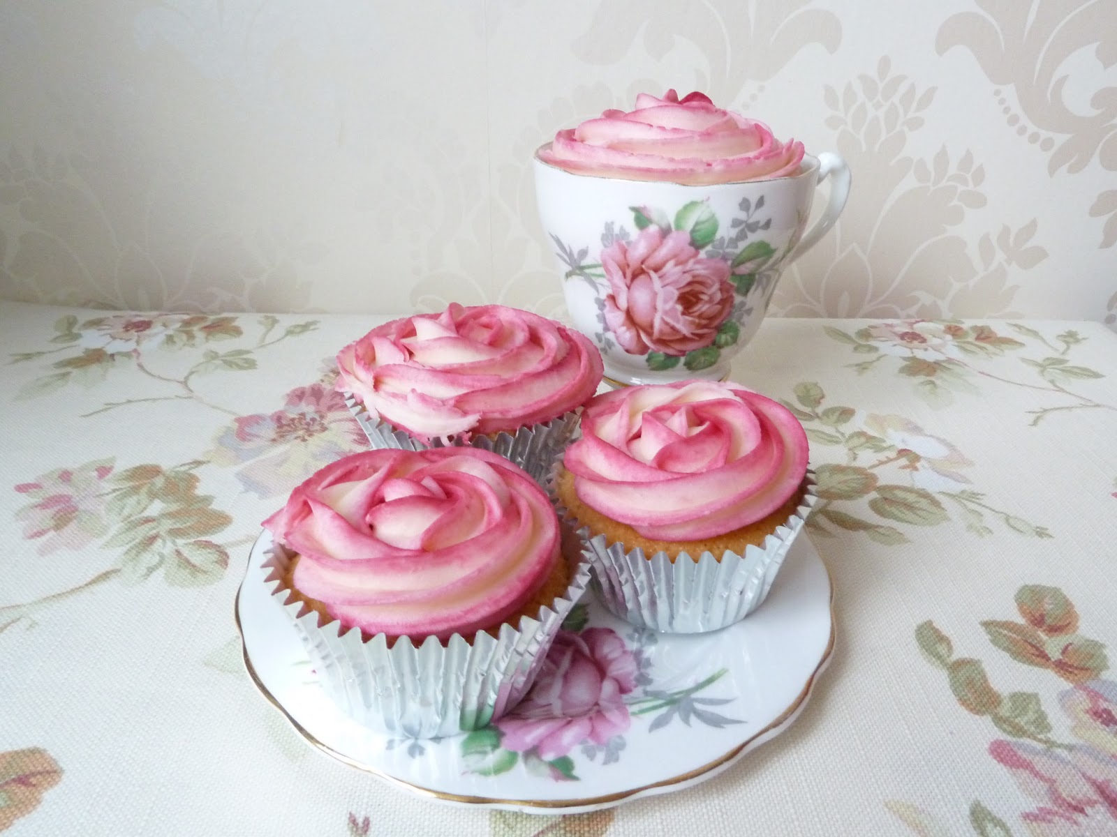 Kiss Me Cake Bakery Weddings