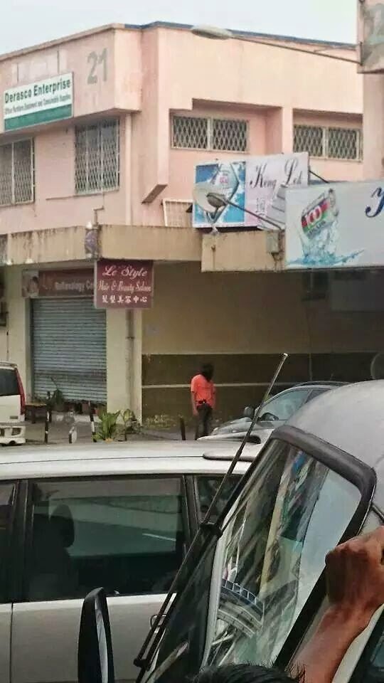 Kes Tembak Menembak Di Penampang Kes Tembak Menembak Di Penampang, Rompakan Bersenjata Di Servay, Penampang Baru, Tembak Menembak Di Survey Penampang Baru, Berita Terkini Kes Tembak Di Penampang Sabah 30 Oktober 2014