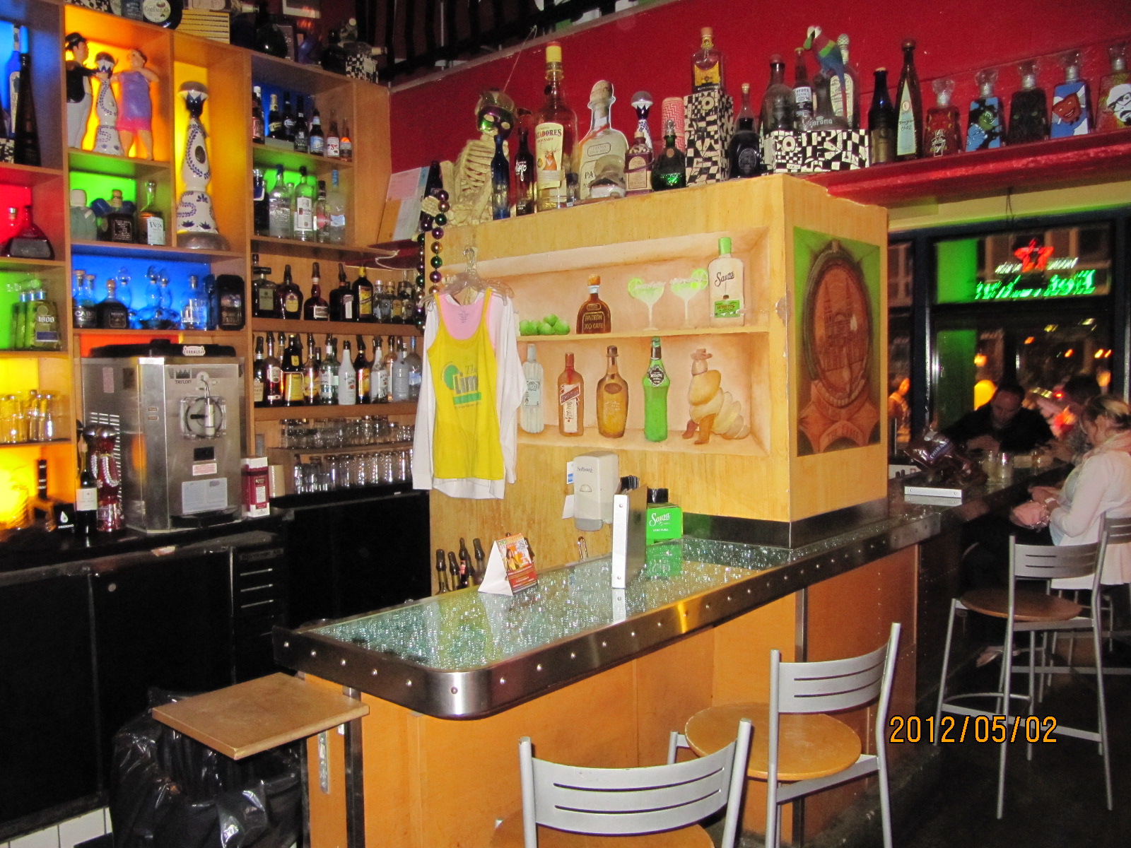 Jeeps Pubs Taverns and Bars Lime Tequila Bar (San Diego, California)