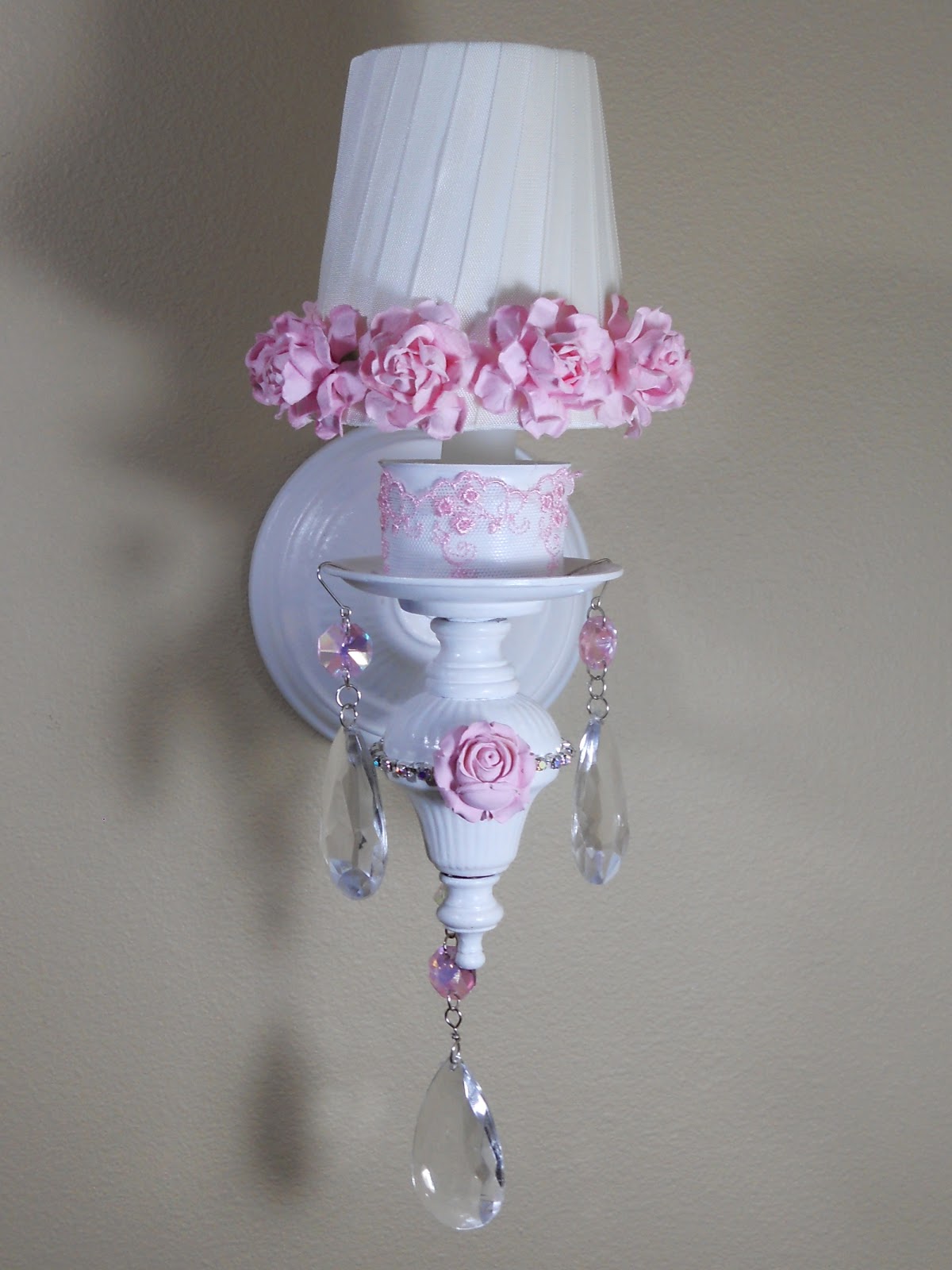 ♥♥♥Cynthialoowho♥♥♥ Shabby Chic Sconce