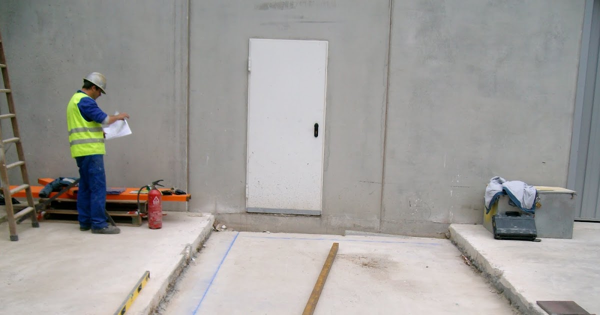 Montajes Solcex S.L.: Escalera de emergencia