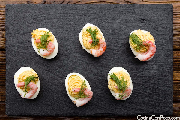 Huevos rellenos - Receta Navidad paso a paso Huevos rellenos - Receta Navidad paso a paso