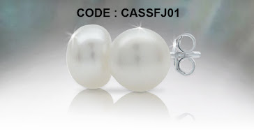 Get this pearl earing for free