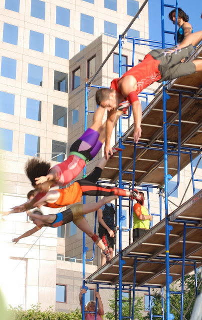STREB Human Fountain