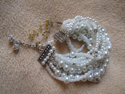 Pearl jeweleries