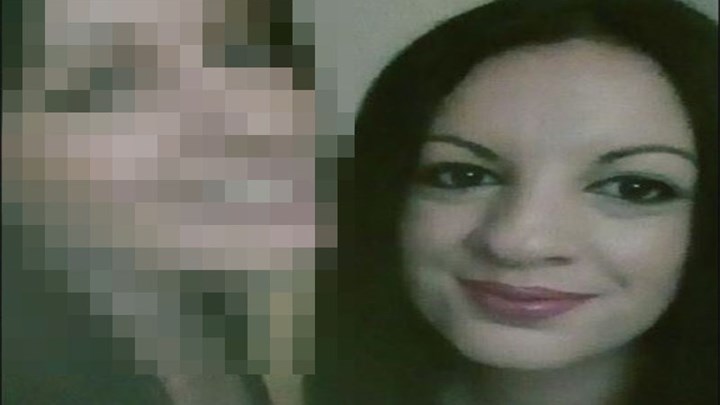 Σοκάρει το ξέσπασμα της αδελφής της εφοριακού κατά του πατέρα της: Είναι τέρας - ΦΩΤΟ Σοκάρει το ξέσπασμα της αδελφής της εφοριακού κατά του πατέρα της: Είναι τέρας - ΦΩΤΟ