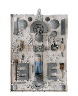 Jean Sonnet Vintage Displays Jean Sonnet Vintage Displays