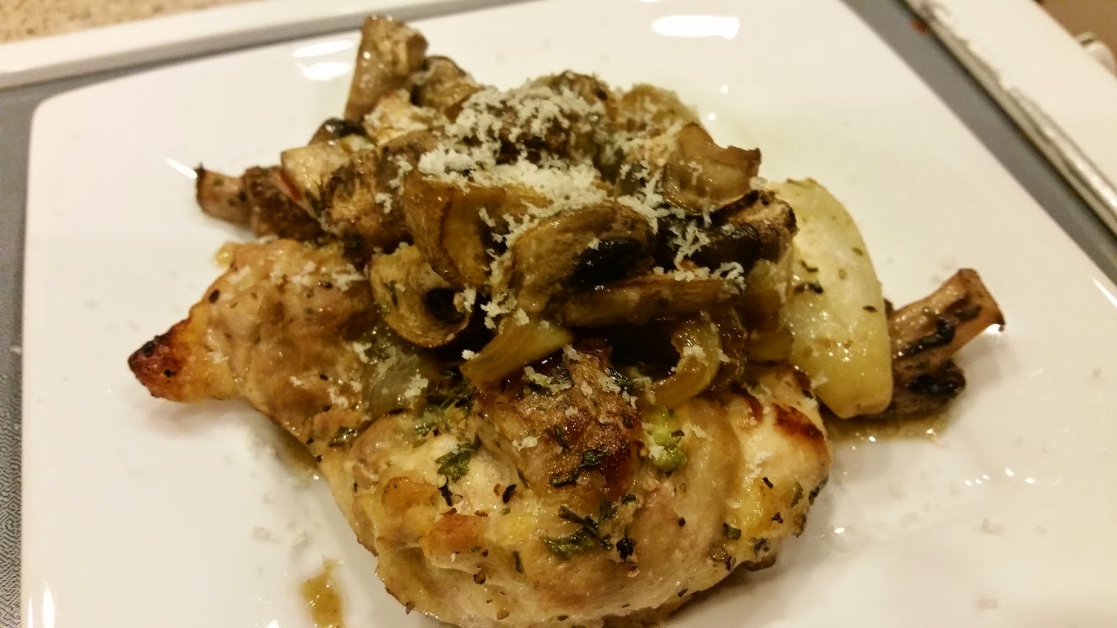 The Sustainable Couple Chicken Thighs with Garlicy Mushrooms & Onions