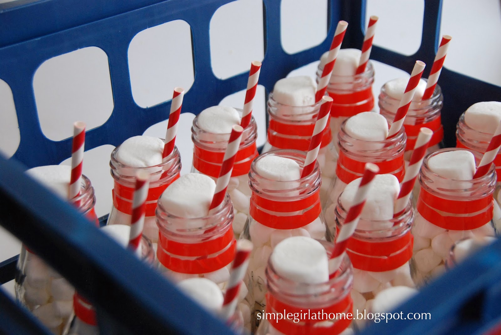 Simple Girl Cute Bowling Party Ideas