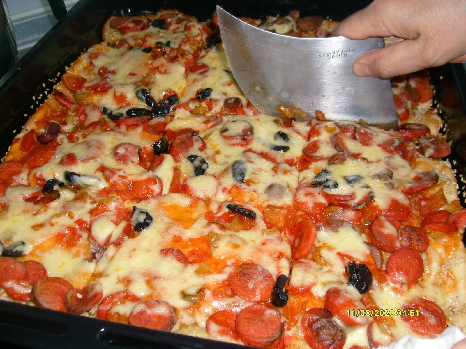 Tatlı pizza tarifi Tatlı pizza tarifi