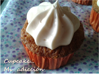 cupcake adiccion, zanahoria, cream cheese frosting, nueces, pasitas