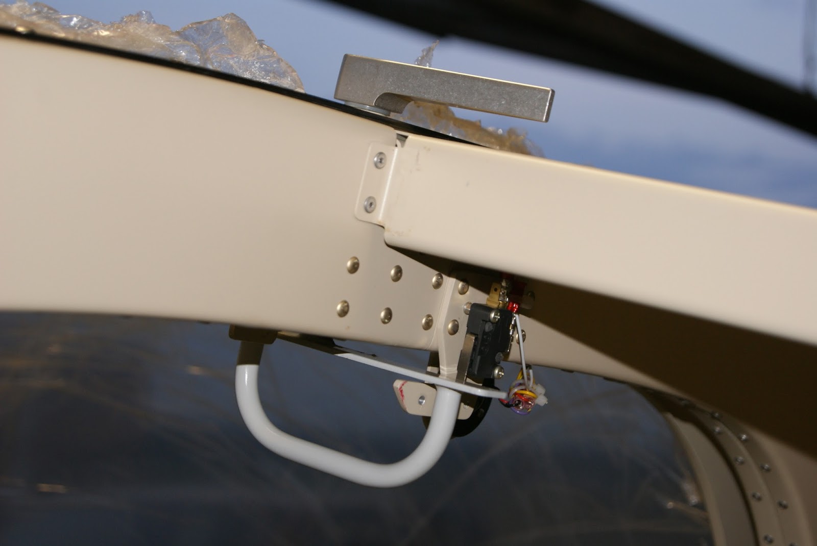 DOG Aviation John's RV12 Blog RV12 Canopy Installed Along With