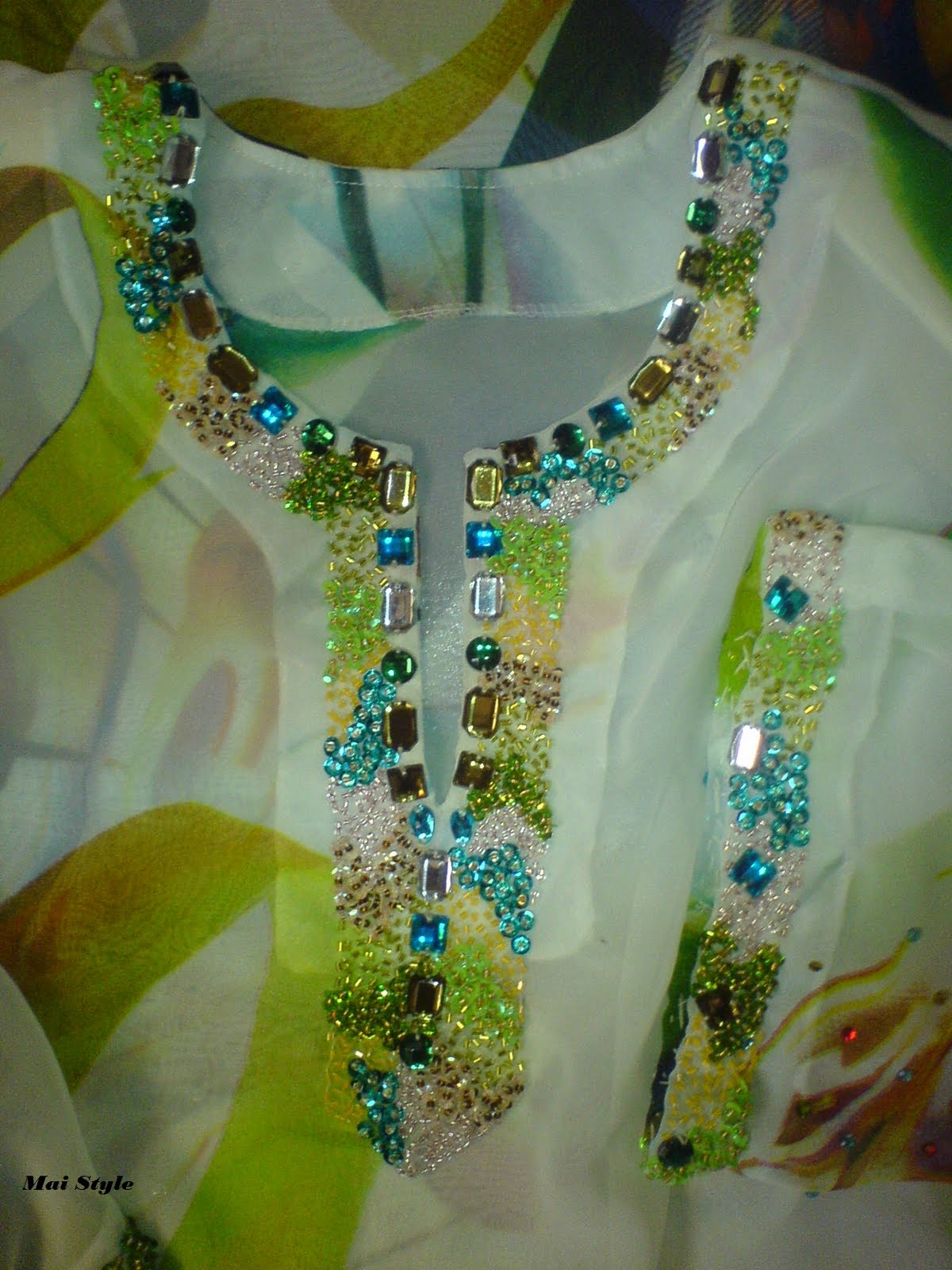 Mai Style Manik &amp; Sulaman contoh jahitan manik di leher